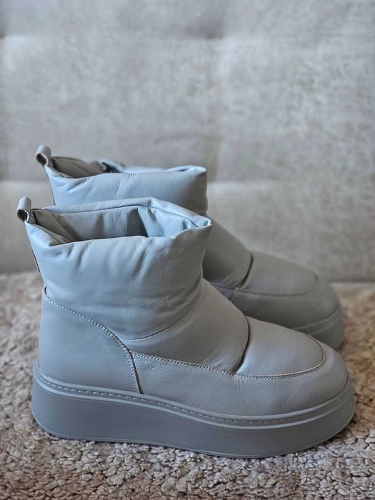 Уггi черевики жіночі теплі натуральна шкіра натуральне хутро нові 40р