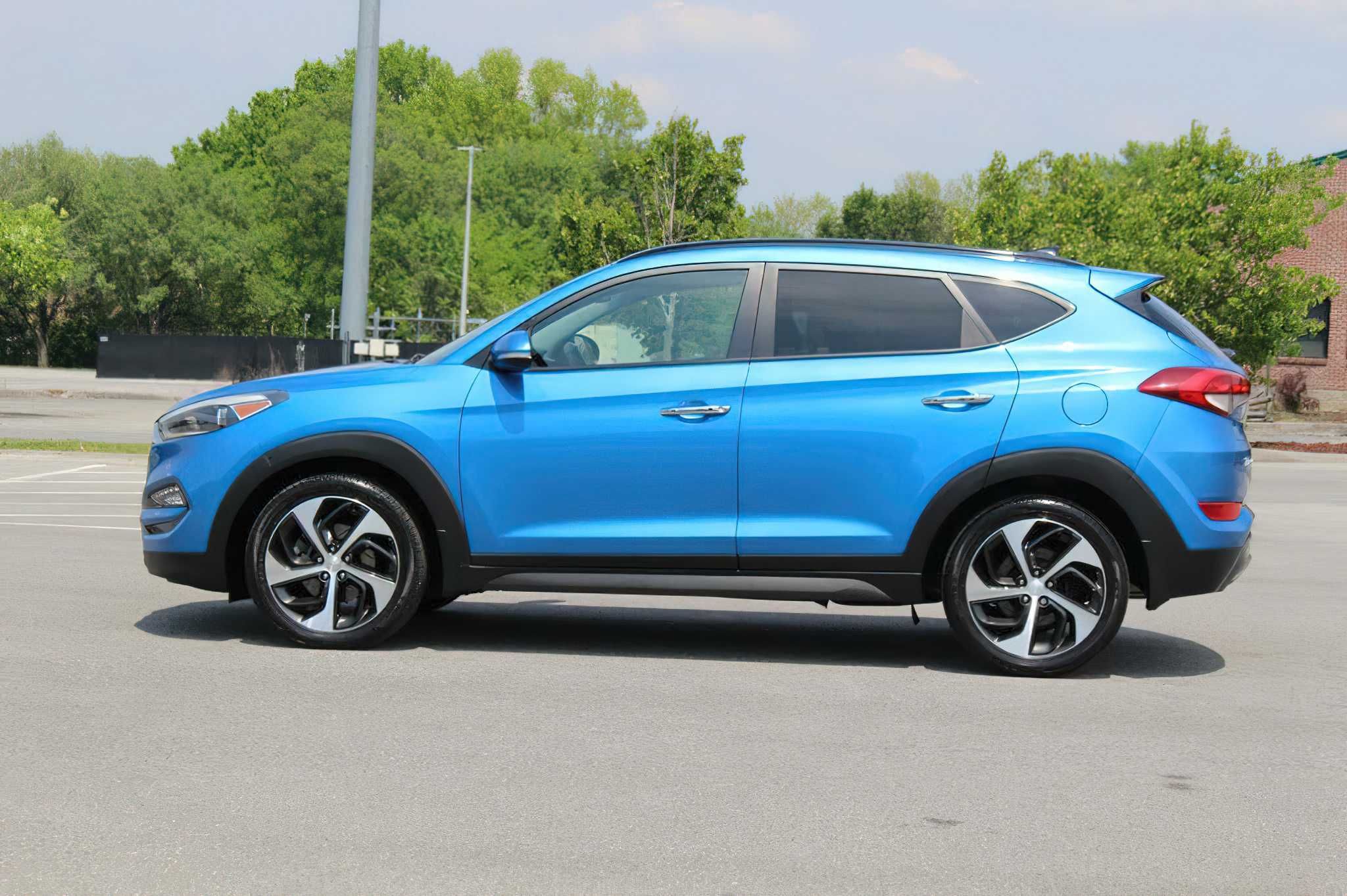 Hyundai Tucson   2016