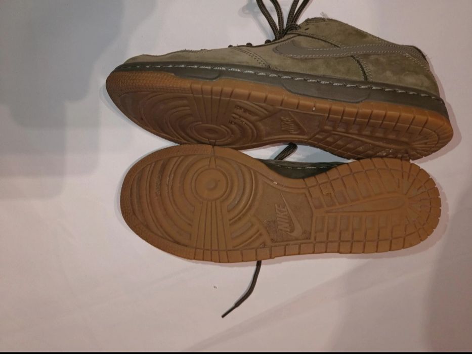 Nike adidasy  skóra zielone  oliwkowe khaki  roz EUR 40, UK 6