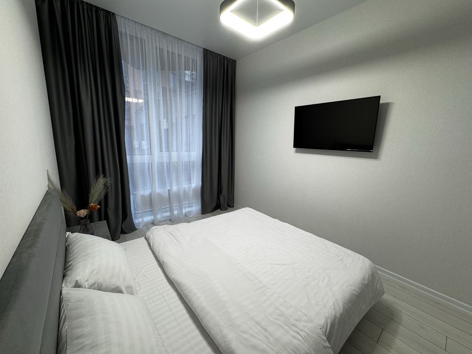 Подобова оренда квартри в ЖК Huge Пасічна/Зелена/Пимоненка