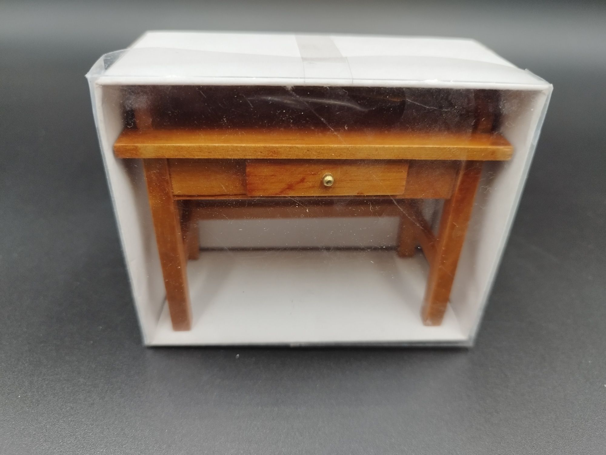Mini mebelki ławka  skala 1:12 mebelki nowe wykonane z wysokie