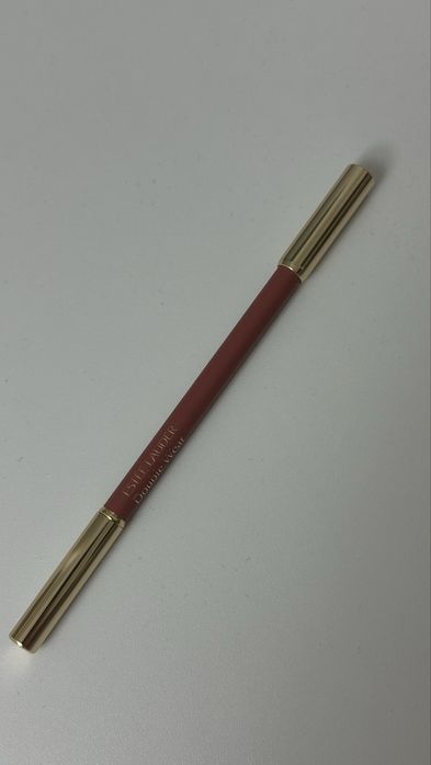 Kredka do ust Estee Lauder
