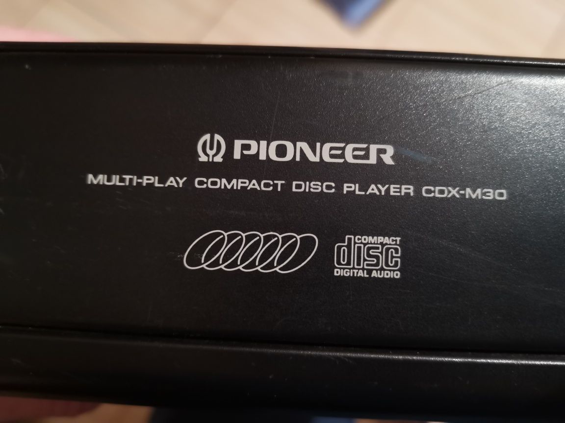 Дешево чейнджер Pioneer