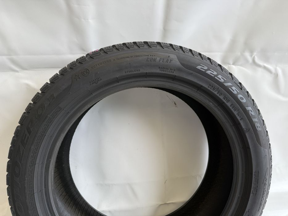 225/50/18 Pirelli Sottozero Winter 3 RSC 2019R (271)