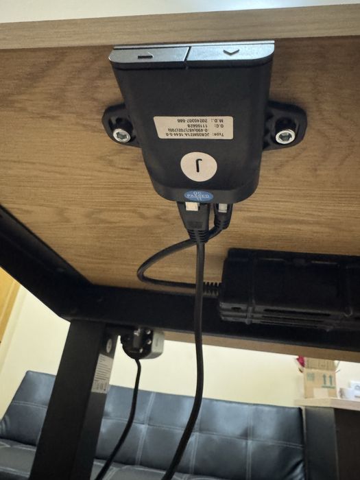 Стіл регульований SVANEKE 70x140см колір натур. дуб/чорний