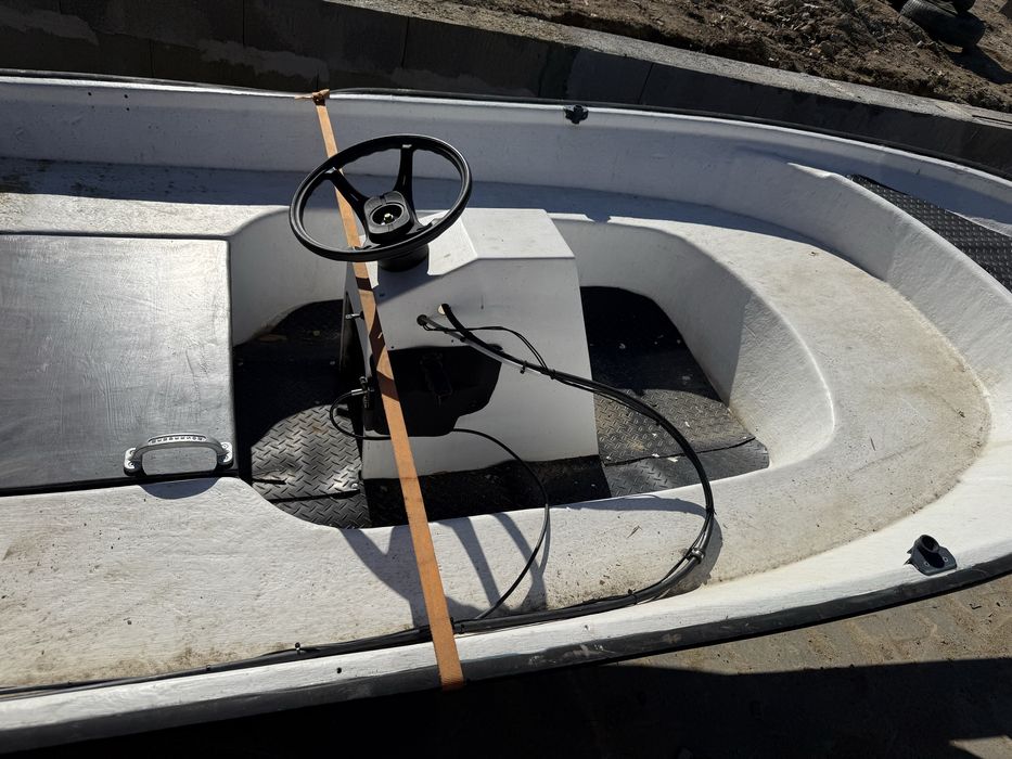 Łodka wędkarska 3.4 m