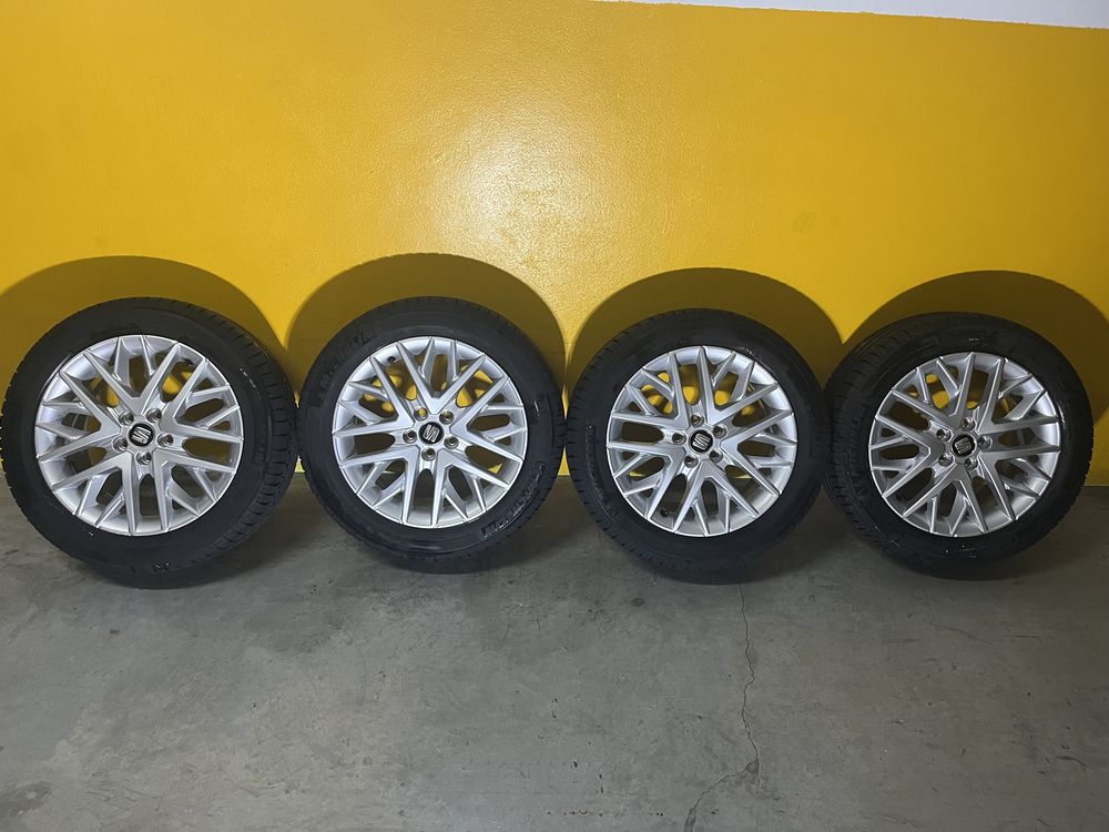 Vendo Jantes com Pneus 5x100 Seat