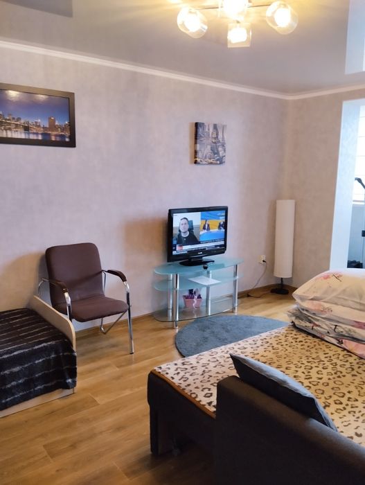 1-к.кв.  Макдональдс, від 700гр.