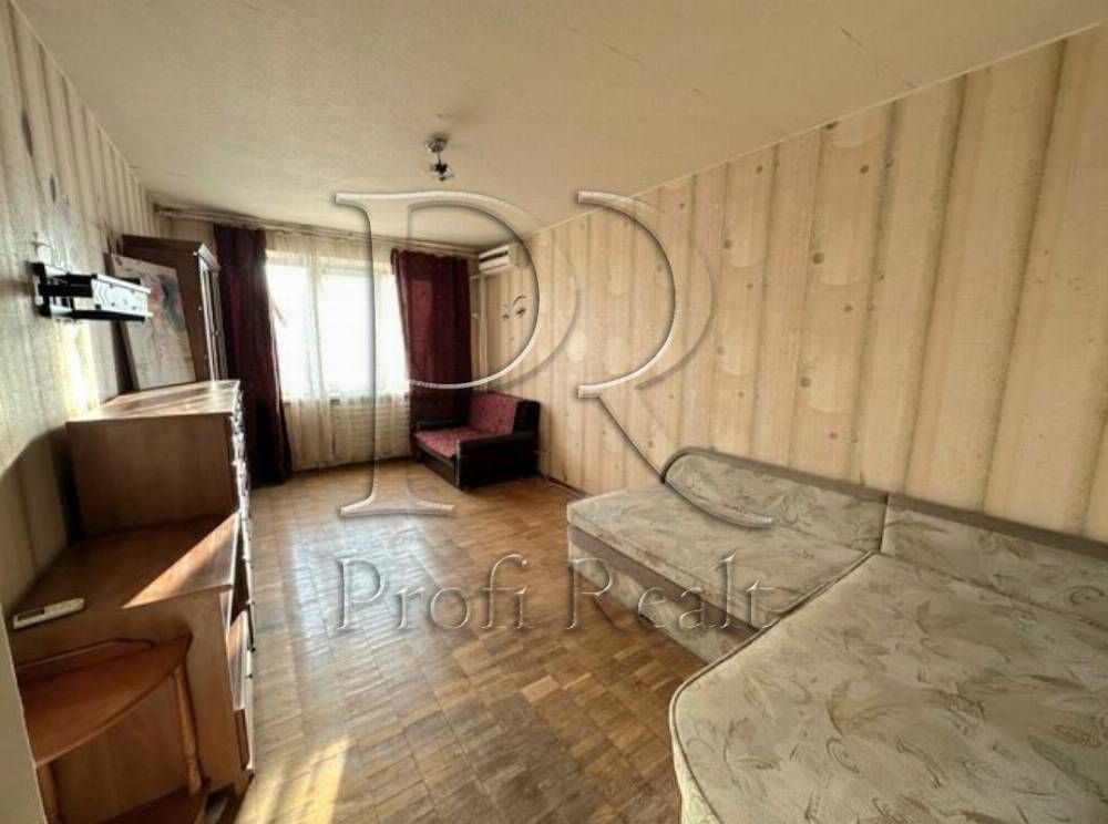Продаж 1к. м.Лівобережна. Куліша (Челябинська) 19.