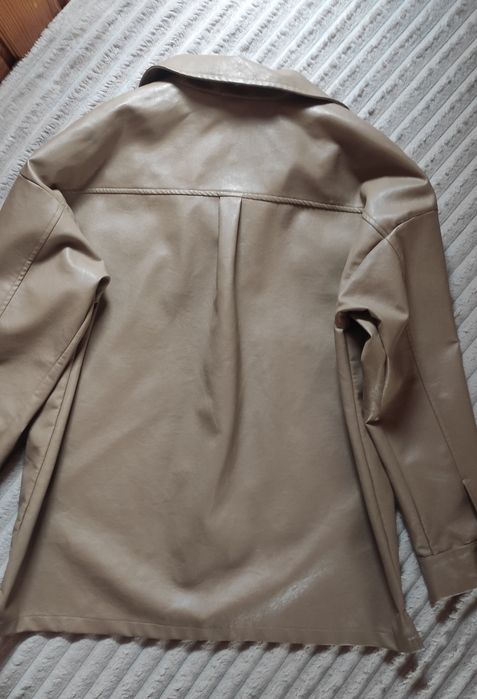 Куртка/рубашка экокожа. Бежевая куртка весна осень. Куртка екошкіра .