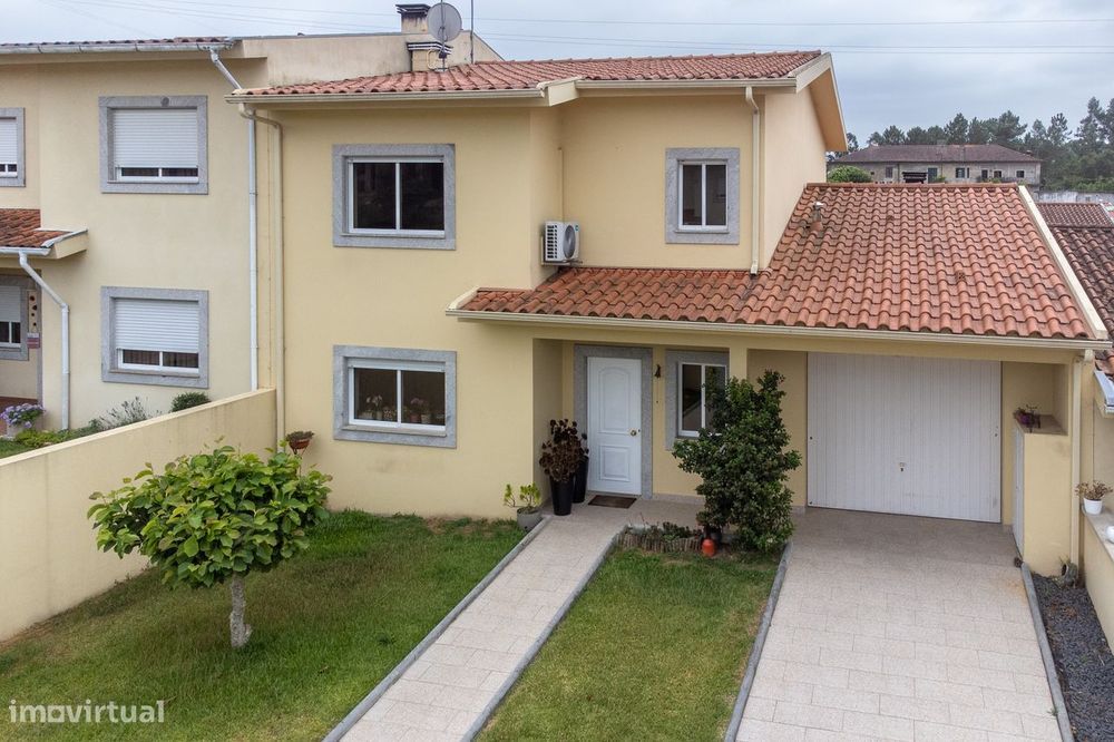 Moradia T3 à Venda em Bico, Amares