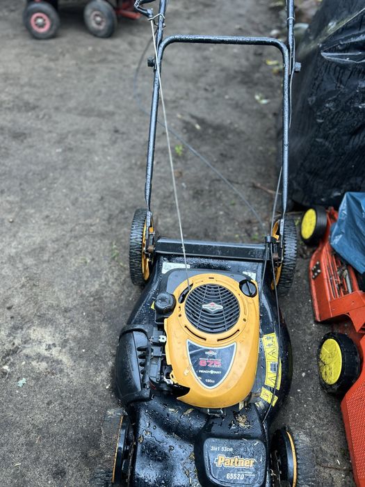 Partner z napędem kosiarka