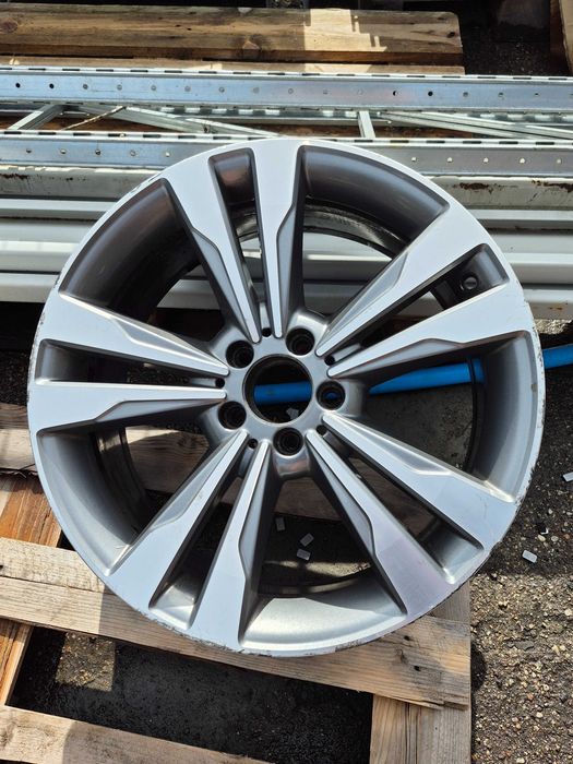 Felga pojedyncza Borbet 5x112 R19 8.5j et36 Mercedes A22.240.113.02
