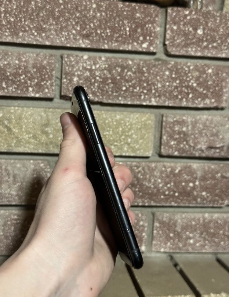 Iphone xr 128 gb neverlock ЧИТАЙТЕ ОПИС!