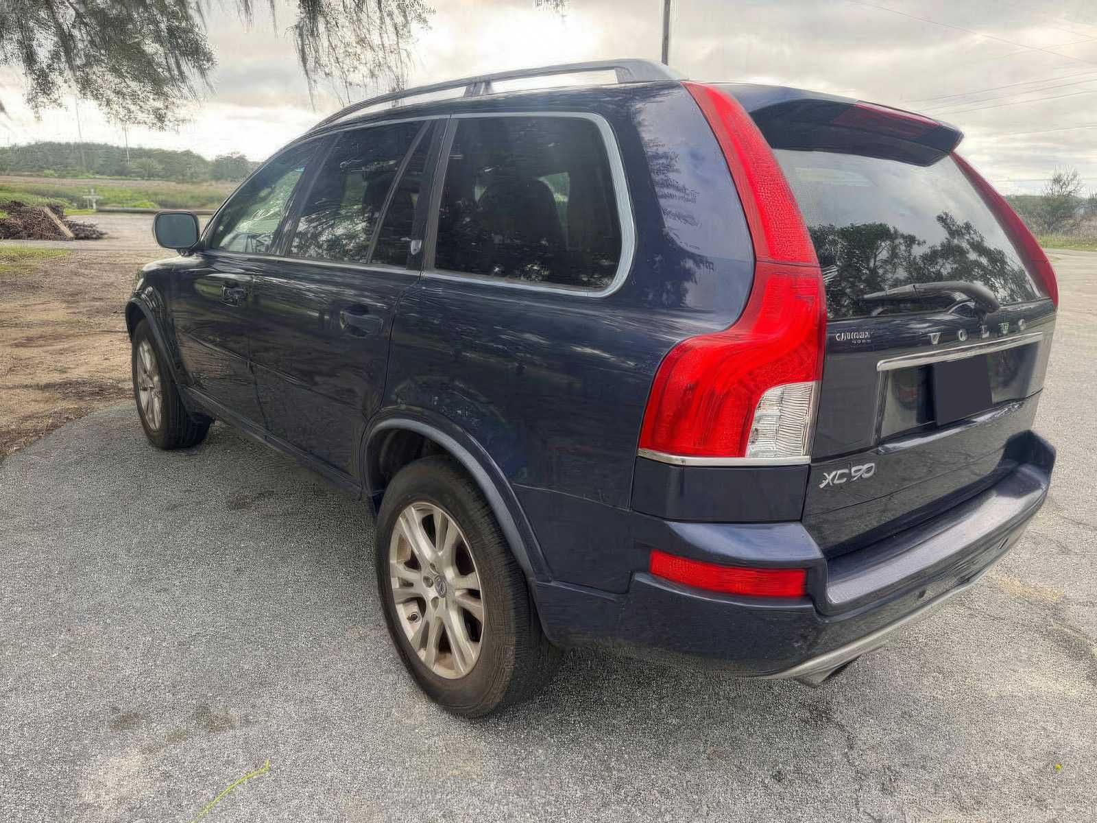 2014  Volvo XC90