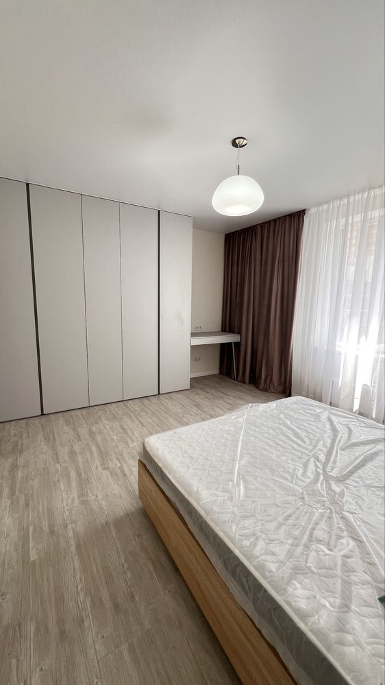 Продаж 2-кімнатної квартири 60 м² в ЖК Чехов Парк, парк Центральний