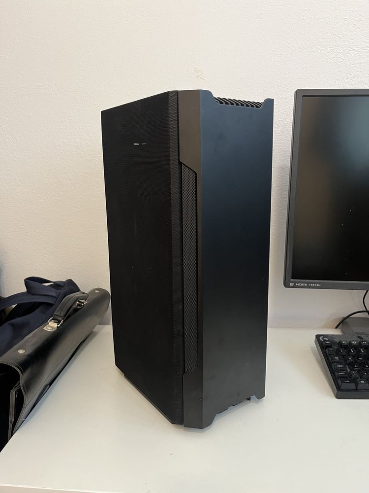 Ryzen 7 5800x 32GB Rtx 2080