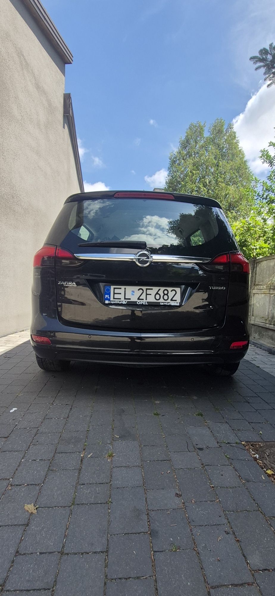 Opel Zafira C 1.4turbo Automat Kamera  7os.2015r uszkodzony silnik