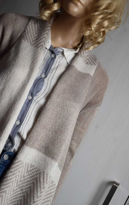 Sweter wełniany kardigan S 36 frędzle niezapinana narzutka Kapalua
