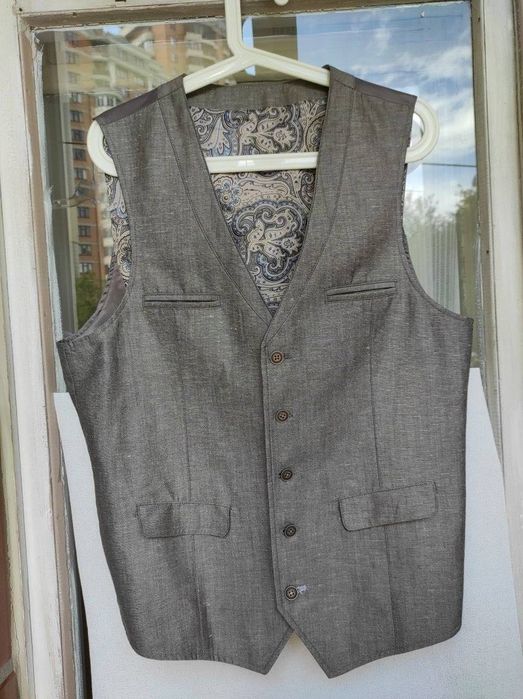 Стильная мужская жилетка DEVRED ( размер - XL )