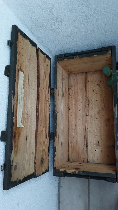 Skrzynia drewniana na amunicje