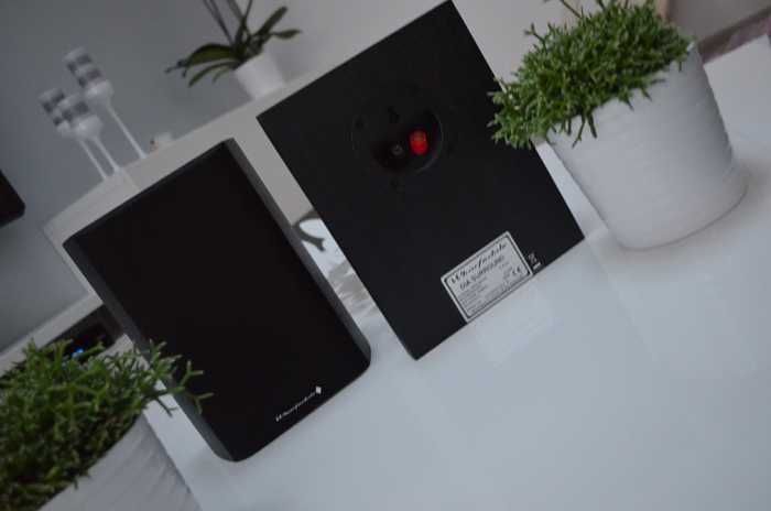 Angielskie kompaktowe kolumny Wharfedale Diamond Dia głośniki