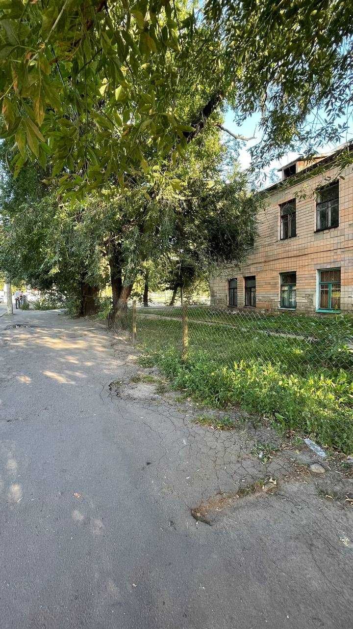 Продам приміщення вул. Небесної сотні