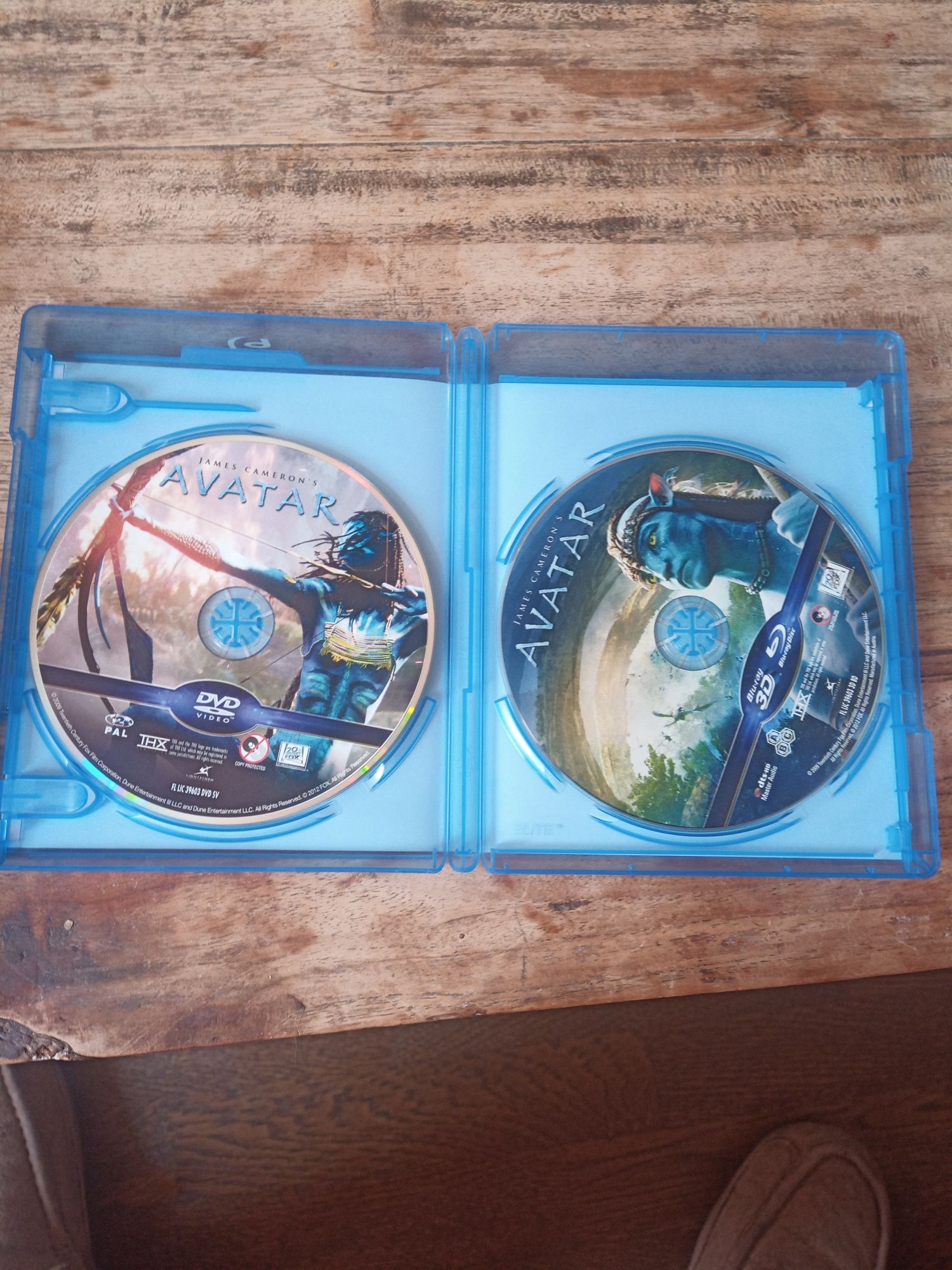 Avatar 3D [Blu-Ray 3D]+[DVD]

Avata