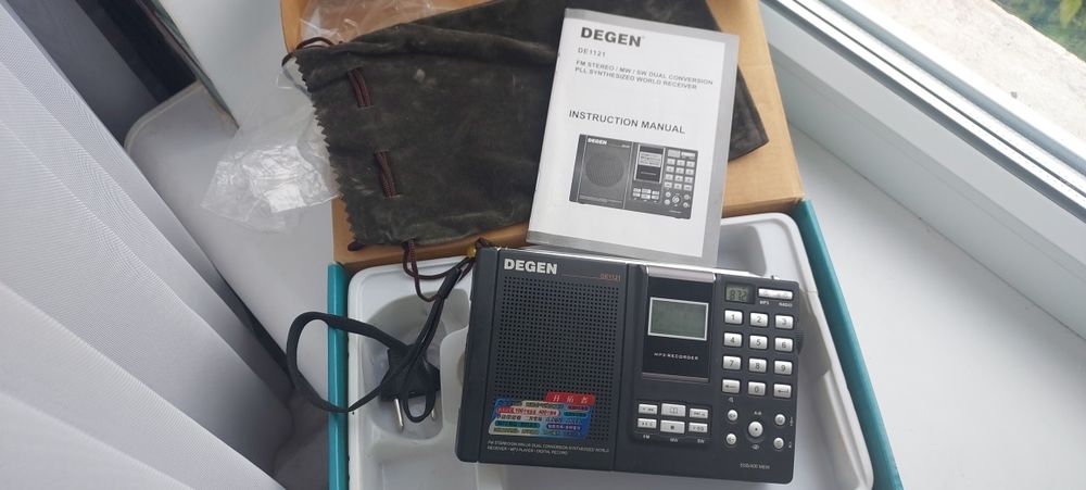 Програвач МР3, радіоприймач  Degen DE 1121