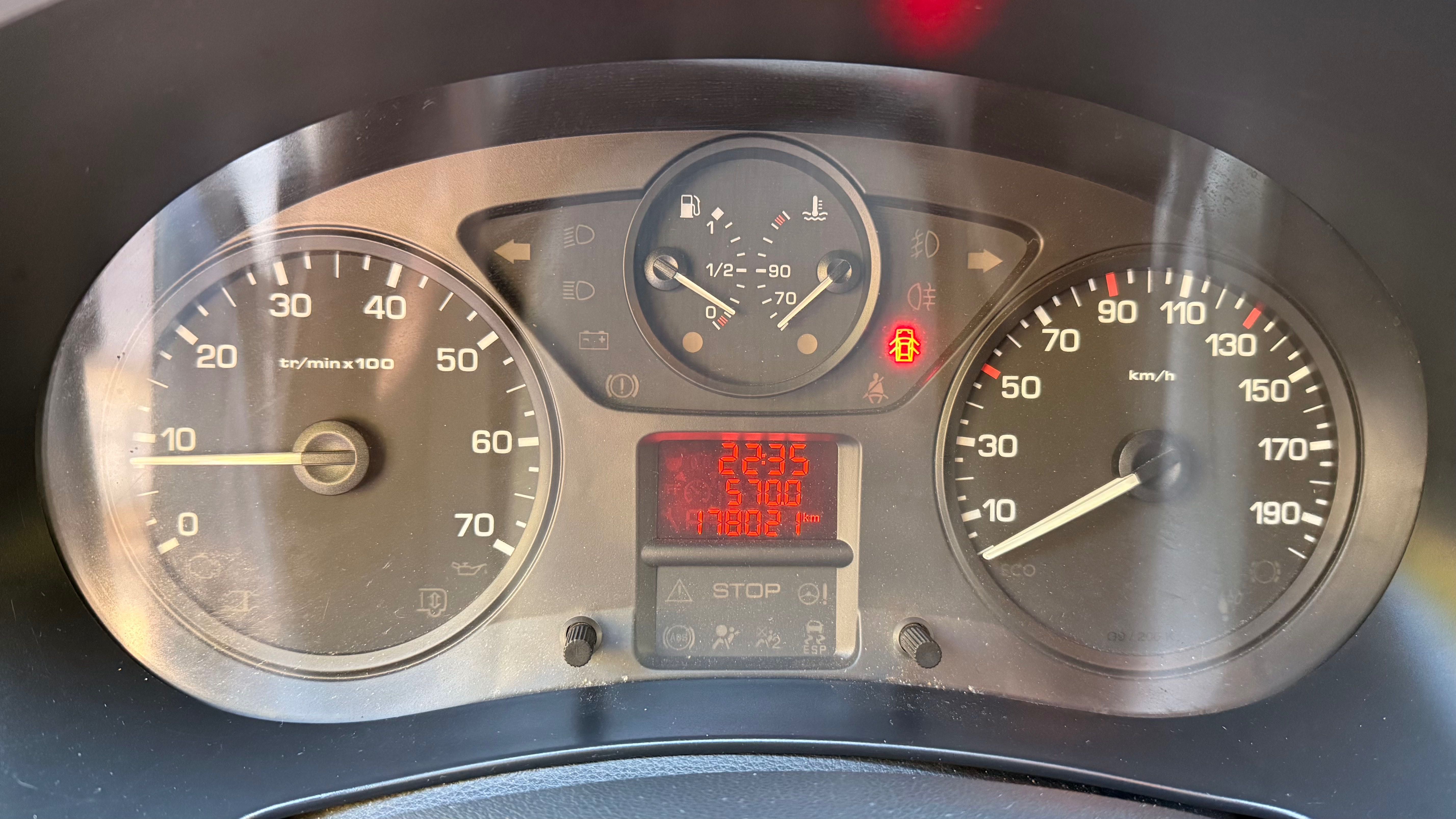 Citroen Berlingo 1.6 HDi 90cv - 3Lugares - 178.021kms