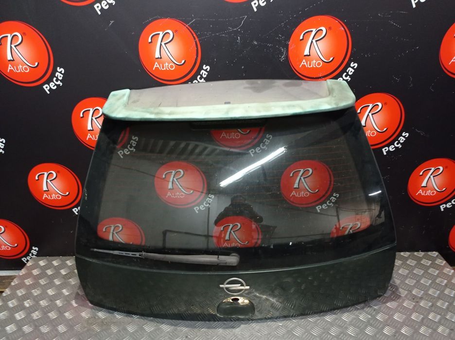 Tampa Da Mala Opel Corsa C (X01)