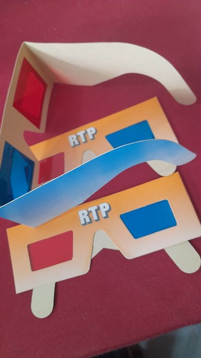 Óculos RTP 3D Anos 80