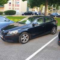 Volvo V40 1.6 D2 Eco Momentum bem estimado