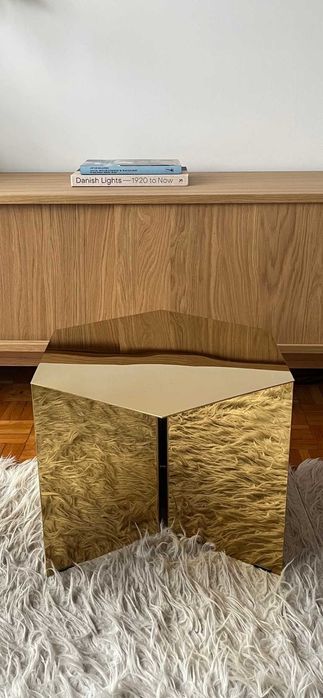 Stolik kawowy Slit Hay hexagon, złoty