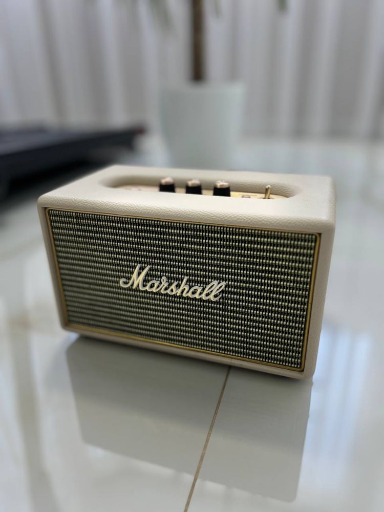 Колонка Marshall Acton, Маршал Актон