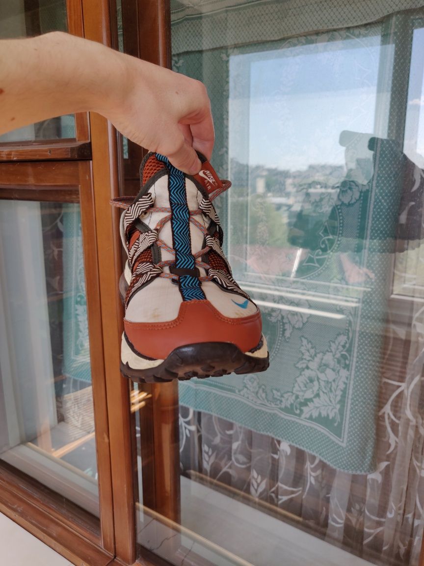 Кросівки NIKE AIR MAX 270 BOWFIN (AJ7200-202)