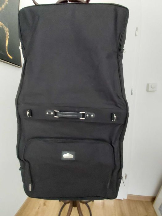 Pokrowiec na garnitur