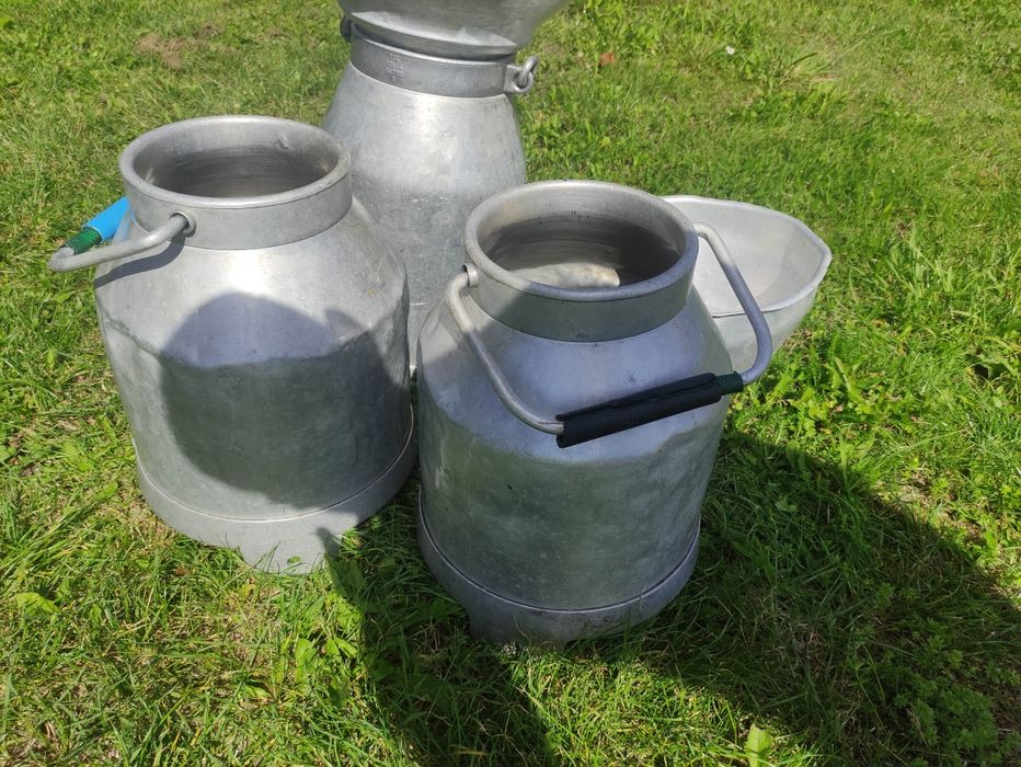 Aluminiowe Kany do mleka z sitkami