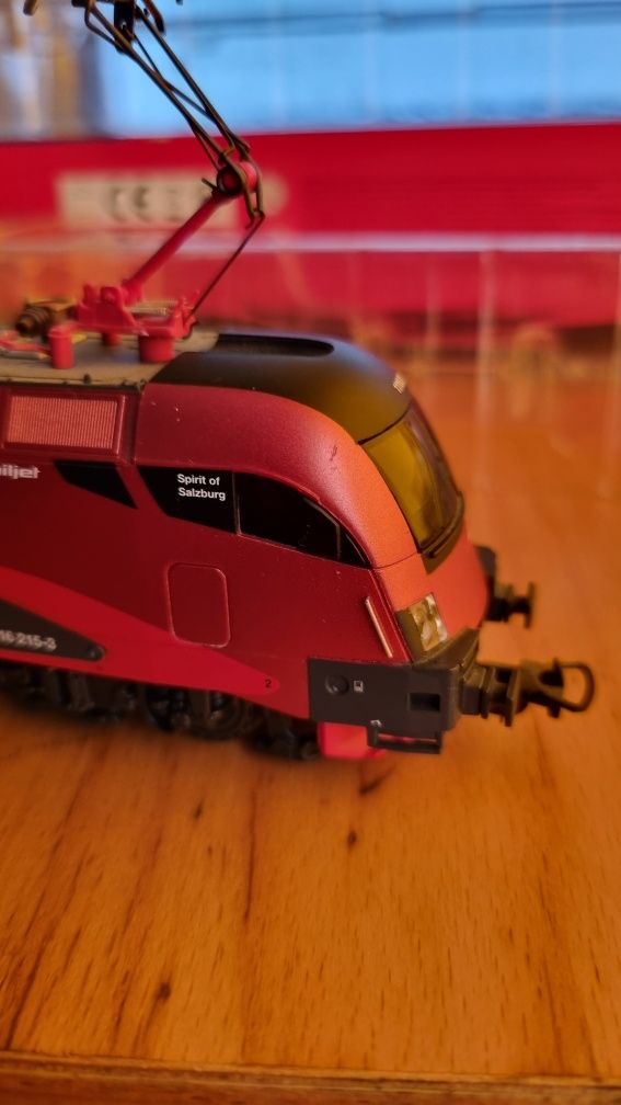 PIKO model lokomotywa elektryczna TAURUS OBB RailJet 1116