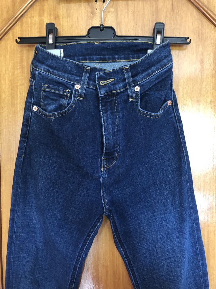 CALÇAS LEVI’S NOVAS/ NUNCA USADAS T27W/34L