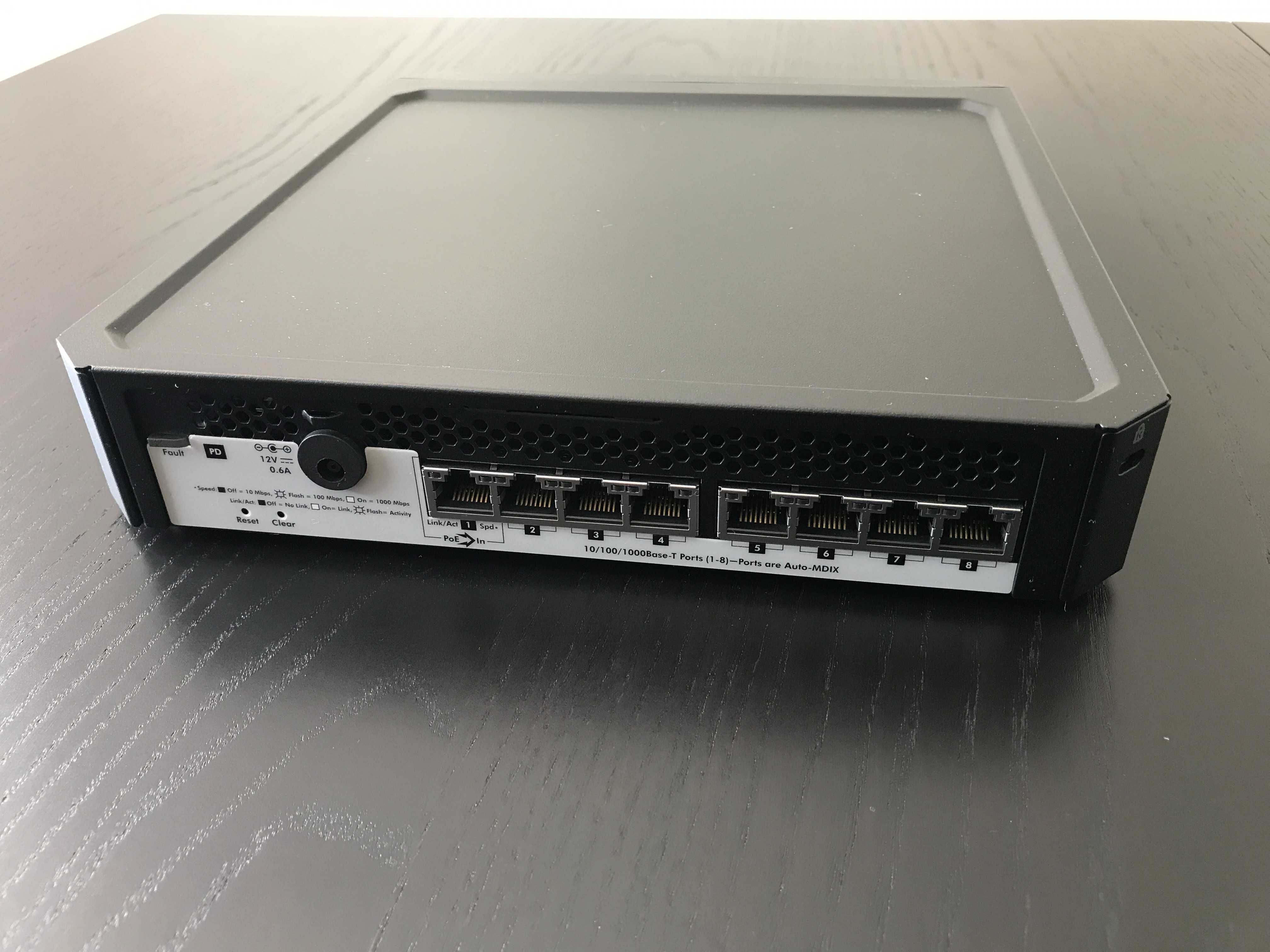 HP - PS1810 - 8G Switch