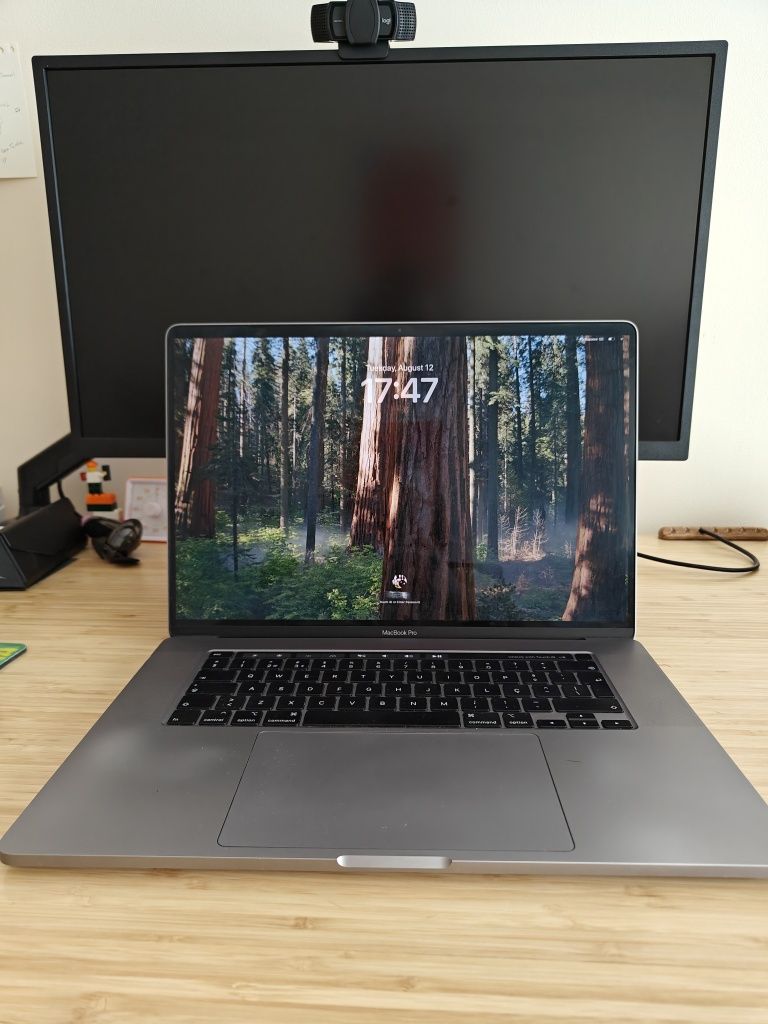 Macbook Pro 16'' Intel i7 16GB 2019