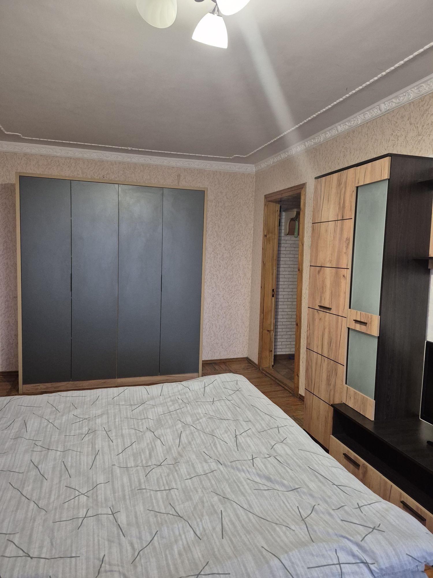 Продам 2 кімнатну квартиру