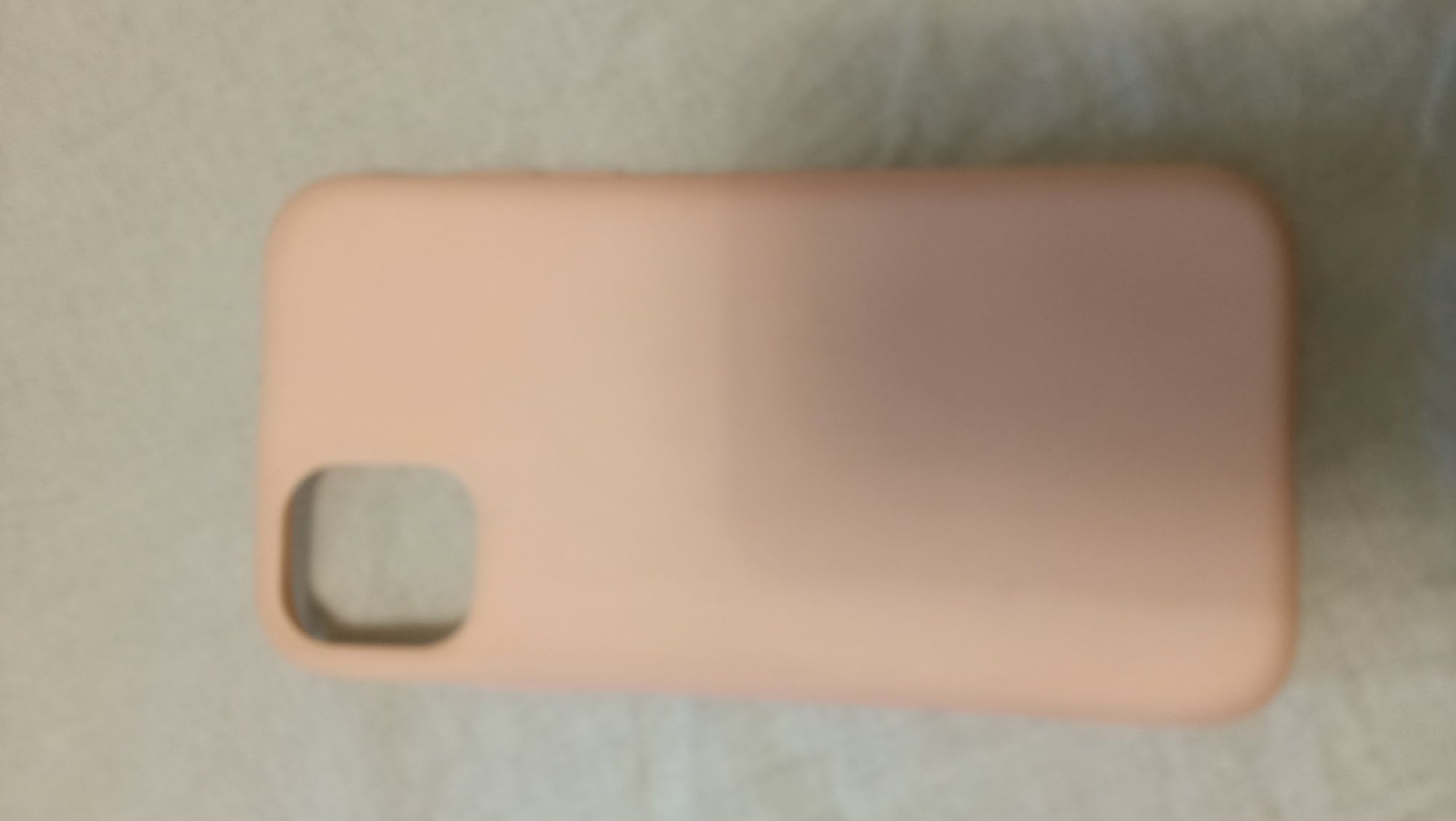 Etui na iPhone 11