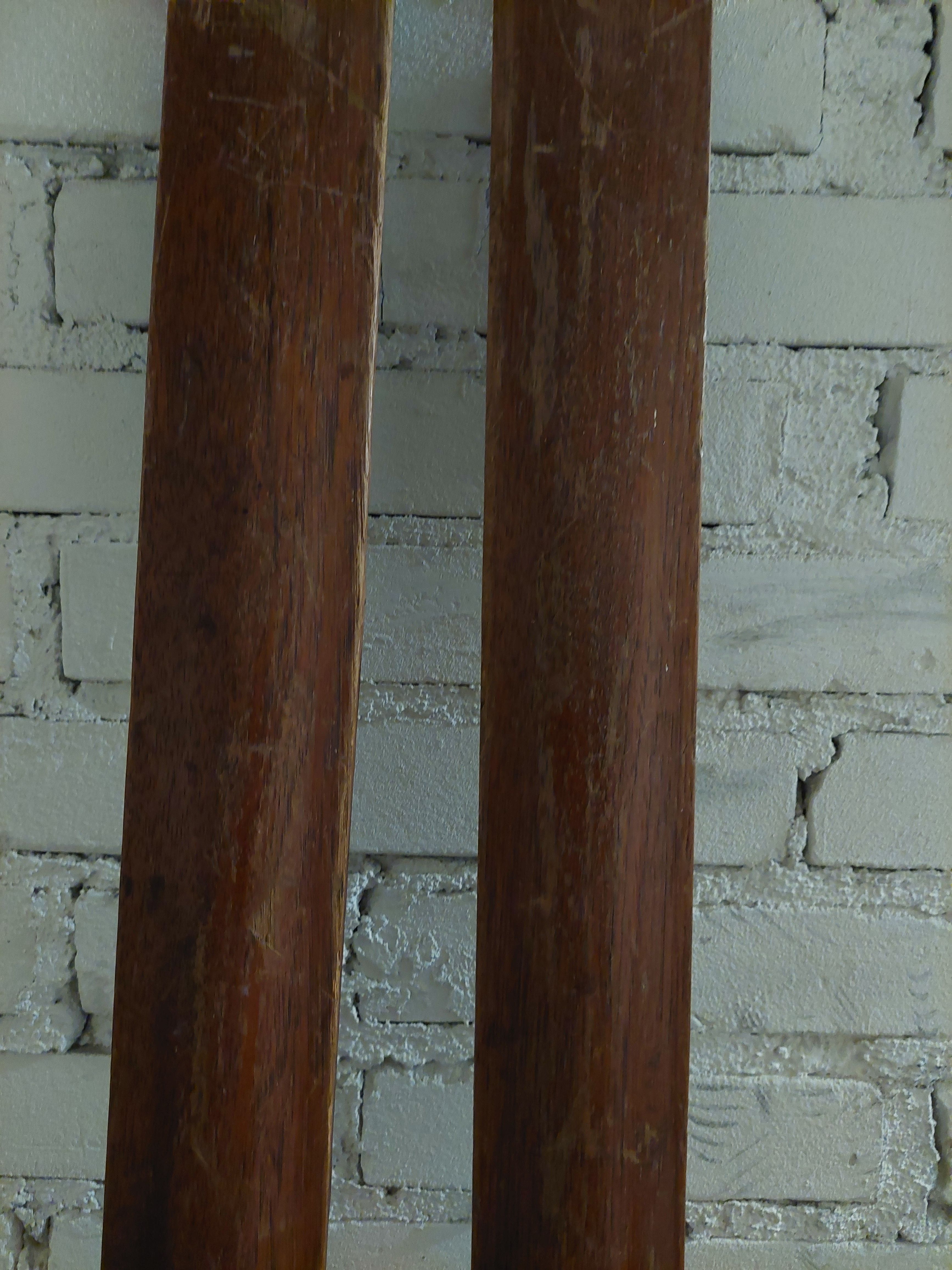 Zabytkowe narty firmy Karhu 210 cm wraz z kijkami