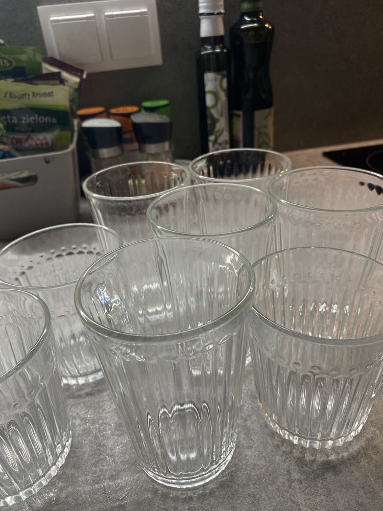 szklanki IKEA szkło bezbarwne