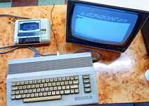 Komputer Commodore 64 sprawny retro vintage