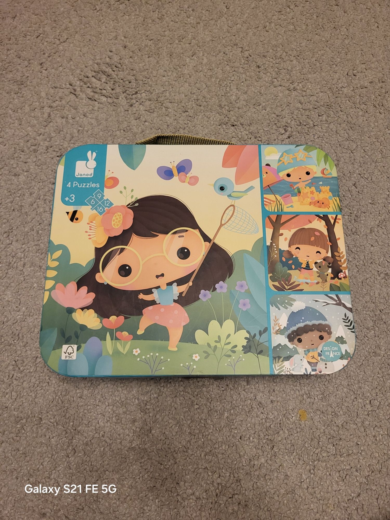 Puzzle w walizce, 4 rozmiary z dziećmi Janod