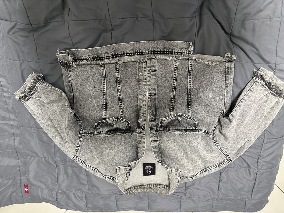 Джинсовий жакет великого розміру