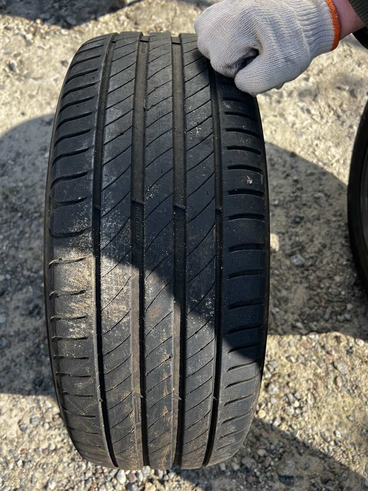 Диски Тойота r16 + резина  Michelin Primacy 4.